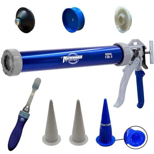 Newborn 620AL Green Aluminum Caulk Gun - 18:1 Thrust Ratio, 20 oz Capacity