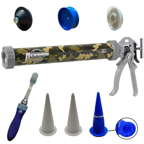 Newborn 620AL Green Aluminum Caulk Gun - 18:1 Thrust Ratio, 20 oz Capacity